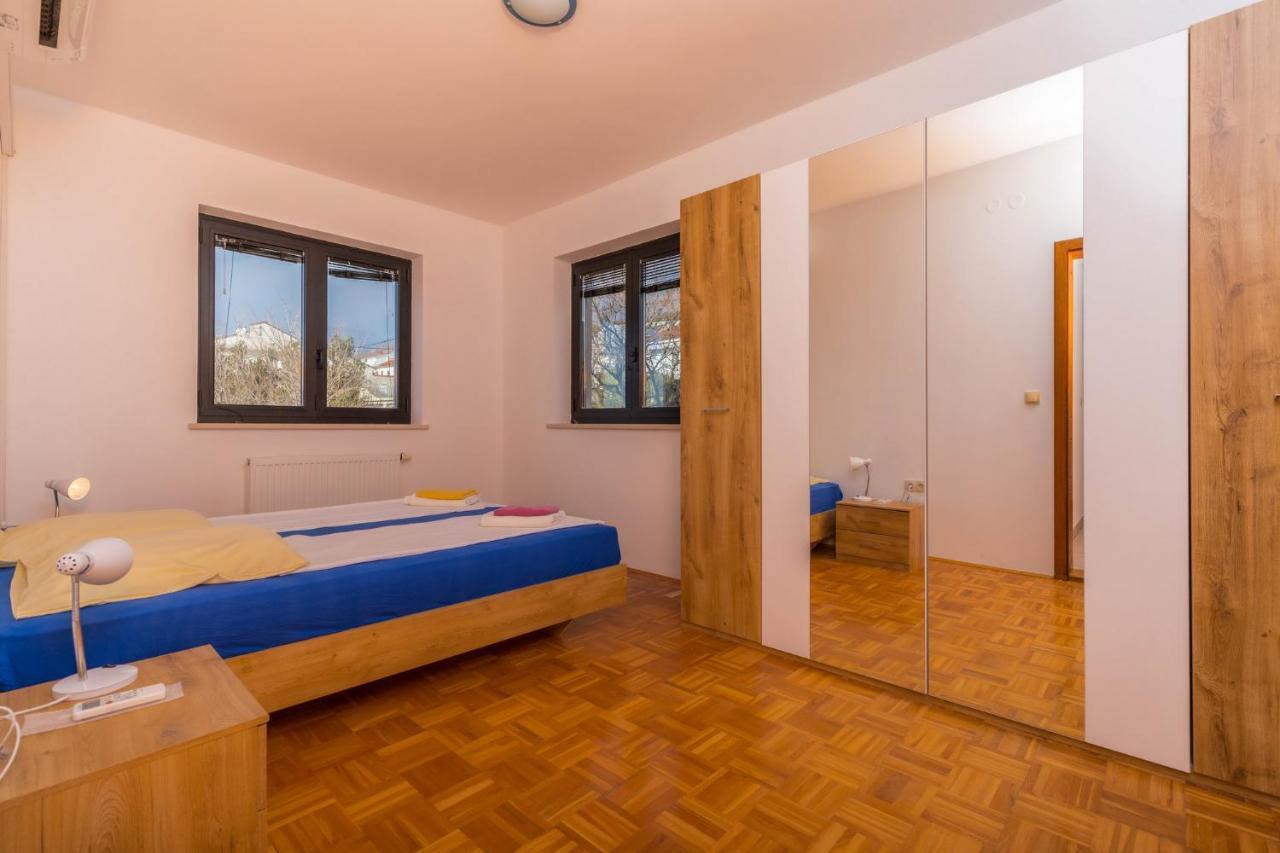 Apartamento Vila Sani Crikvenica Exterior foto